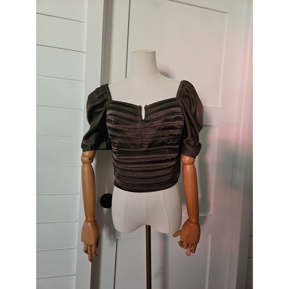 Express Women's Size Medium Olive Green Satin Pleated Puff Sleeve Crop Top